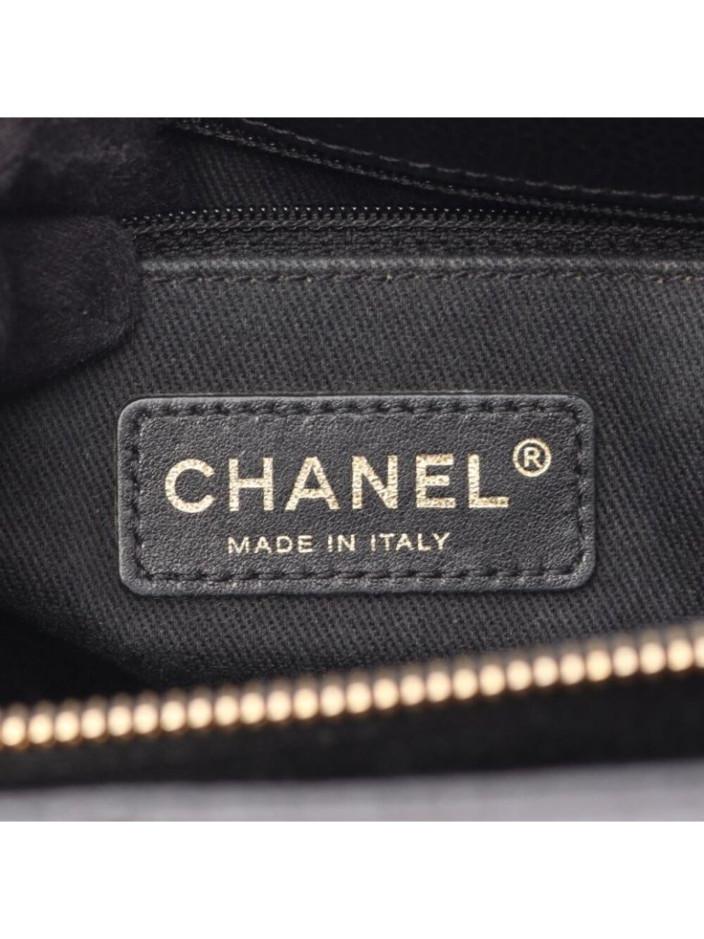Chanel Tote Quilted Black Caviar Leather CC Logo Chain - Picture 4 of 9